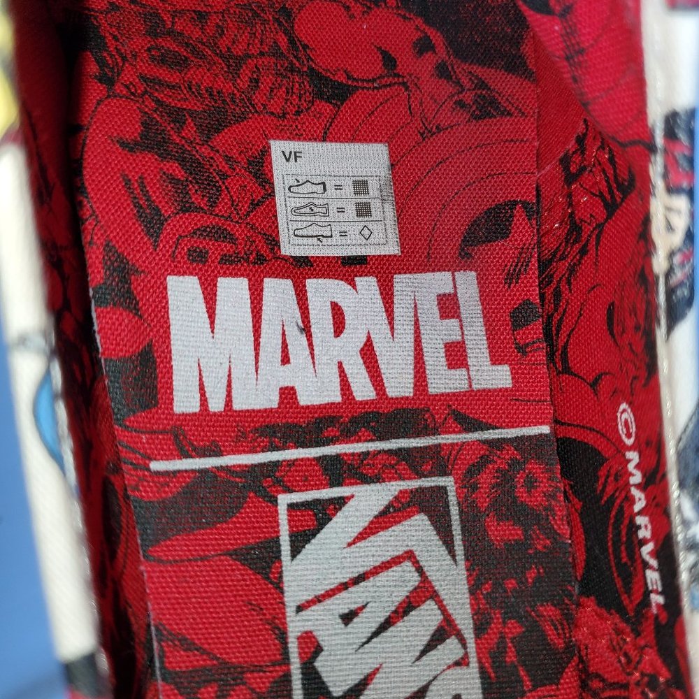 Vans Marvel Womans 7 - Mens 6 - Picture 5 of 14